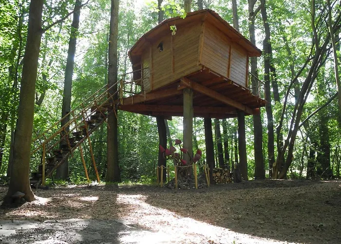Treehouse V Brdech Σαλέ Bohutín