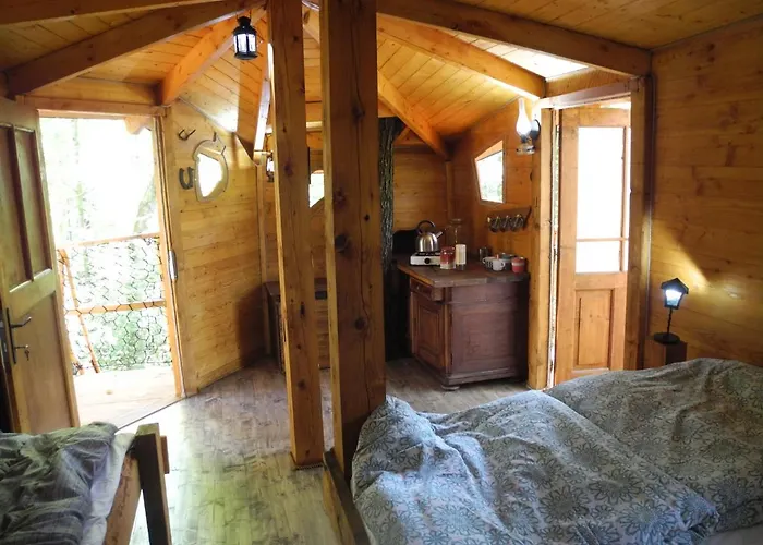 Alpstuga Treehouse V Brdech *